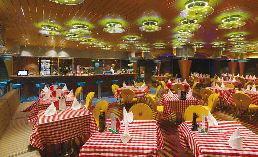 Restaurant Pizzeria La Piazza van Costa Cruises