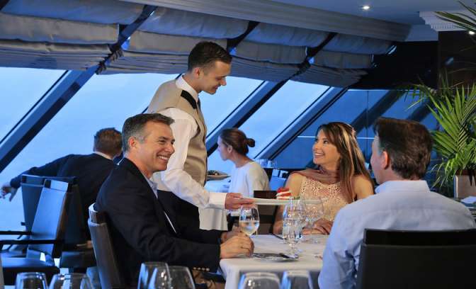 Restaurant Tuscan steak aan boord van Insigna