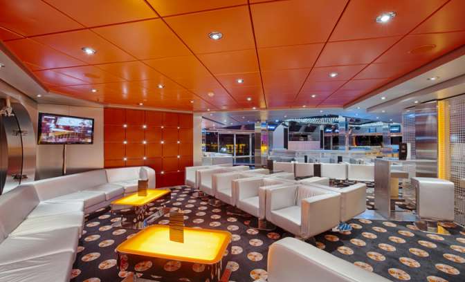 Een lounge op de MSC Orchestra