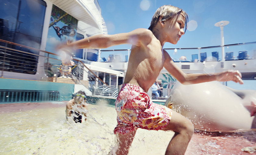 Een kind in het waterpark op de Oasis of the Seas