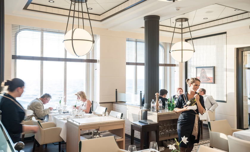 Een Frans restaurant op Europa 2 van Hapag Lloyd
