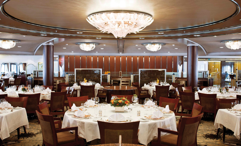 Dinerzaal op de Crystal Symphony van Crystal Cruises