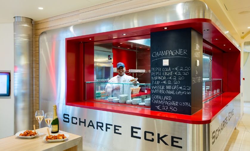 Scharfe Ecke op de AidaPerla