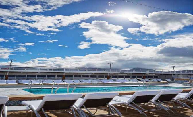 Pooldeck Seven Seas Mariner schip