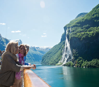 Noorse fjorden cruise routes en aanbiedingen